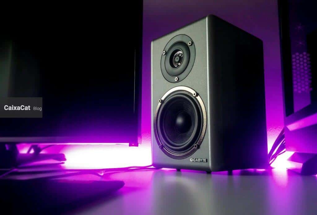 altavoces autoamplificados 